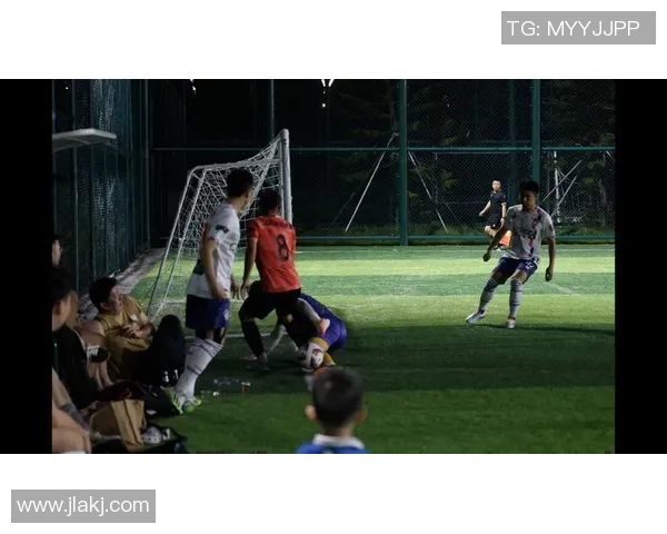 足球明星们的生日盛典回顾与精彩瞬间分享